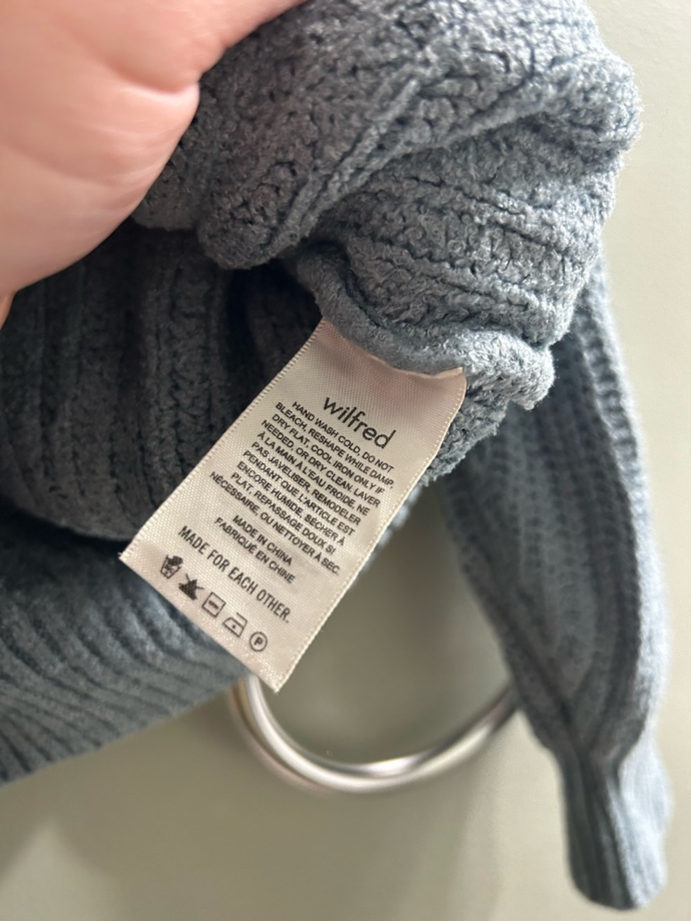 Wilfred Aritzia Essential Chenille Sweater in Light Blue knit - Picture 6 of 7